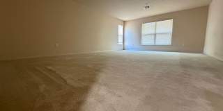 Beautiful 3 room /2.5 bath Gated Community W/ Pool Close to the Skyway Gallery 20