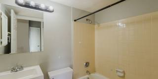 Penthouse level 1bed condo with private balcony Gallery 19