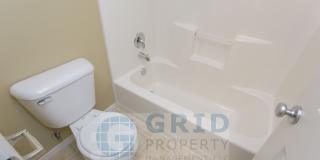 Spacious 3 Bedroom, 2.5 Bath Townhome Available in Hillsboro - 2 Car Garage! Spacious 3 Bedroom, 2.5 Bath Townhome Available in Hillsboro - 2 Car Garage! Gallery 14