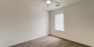READY TO TOUR NOW! FRESHLY PAINTED INTERIOR & BRAND NEW CARPET! Great Home in Desirable Sheely Farms Neighborhood! Gallery 21