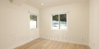 1827 Hill Drive Gallery 22