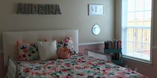 272 Mayfield Drive Gallery 24