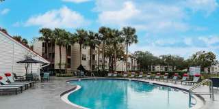 Advenir at the Oaks Gallery 12