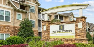 Waverly Station at the Highlands Gallery 75