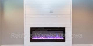 4124 3rd St Gallery 14