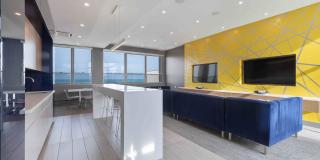 Wave Lakeview Gallery 20