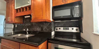 2880 Pine Tree Dr Gallery 1