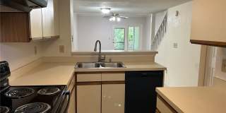 2143 FOX CHASE Boulevard Gallery 5