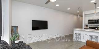 315 5th St Gallery 17