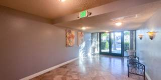 718 N Monterey St Gallery 5