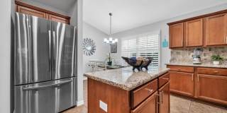 Gorgeous 4 bedroom pool house for rent w/ deeded beach access + pool & yard service included in the rent! Gallery 16