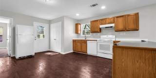 1602 W Elm Street Gallery 11