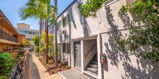 1825 Beloit Ave. Gallery 24