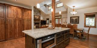 Beautiful Westside Craftsman | Prime Bend Location Gallery 9