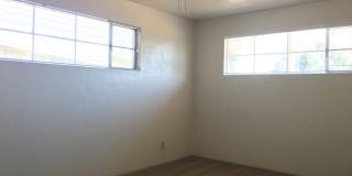 Tempe 3 Bed | 1.5 Bath *Landscaping Included* Close to ASU, Park, Restaurants Gallery 24