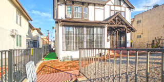 336 1/2 South Wilton Place Gallery 1