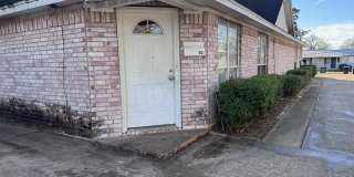 2541-2551 E Price Street Gallery 1