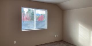 **Move in Special 1/2 Off First Months Rent** Beautiful 3 Bedroom 2.5 Bath 2 Story Home Gallery 1