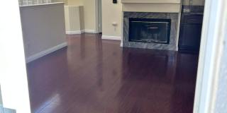 2b2b- Private freshly painted Torrance condominium ready for immediate occupancy. 2b2b- Private freshly painted Torrance condominium ready for immediate occupancy. Gallery 4
