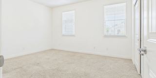 Solar Home Spacious 5-Bedroom in Blackstone with Resort Style Amenities Gallery 25