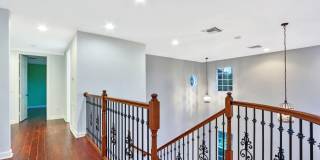 1904 Flower Drive Gallery 24
