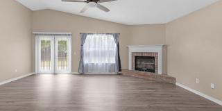 Charming 3BR Home with Fenced Yard, Garden Tub & Double Vanity Gallery 12