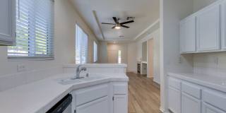 SUMMERLIN BEAUTY*UPGRADED*COMMUNITY POOL*3 BEDROOMS*STAINLESS STEEL APPLIANCES* Gallery 22
