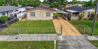 5633 SW 40th St Gallery 1