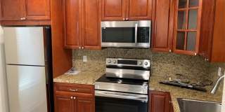 1700 NW 4th Ave Gallery 1