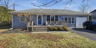 44 Oak Street Gallery 1