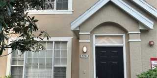 8925 LEE VISTA BOULEVARD Gallery 1