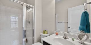 Spacious, Pet-Friendly 4BR Townhome in Gated Community | Oxon Hill Gallery 28