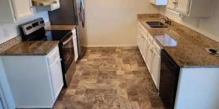 417 E Linden Ln Gallery 8