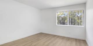 930 North Martel Apartments Gallery 18