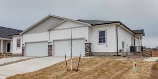 TONS OF LIVING SPACE!! 3 Bedrooms and 3 Bathrooms in Carlisle! Gallery 1