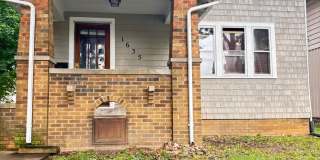 4 Bedroom Home in Sweetzer's Subdivision Gallery 1