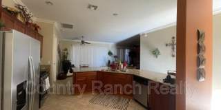 1961 East Lipan Boulevard Gallery 2