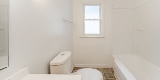 4326 Crittenden Avenue Gallery 9