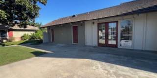 4555 Larwin Gallery 33