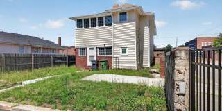 Ideal for Medical Professionals & Students – Spacious 5BR Near Downtown Gallery 37