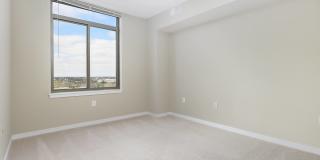 The Cosmopolitan at Reston Town Center Gallery 20