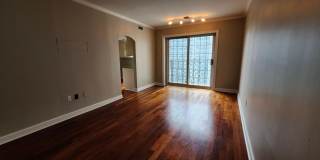 Spacious Midtown Condo with 2 Bedrooms, 2 Balconies & Internet Included! Gallery 7