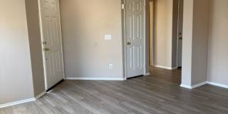 6 bedroom home!  Available Now! Gallery 88