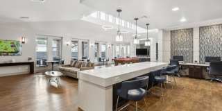 Vintage at 18th Street Gallery 12