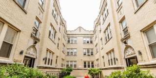 2412 N KILBOURN Avenue Gallery 1