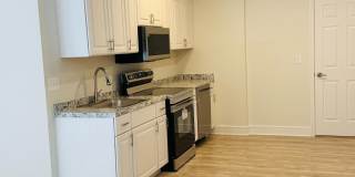 41886 NIGHT NURSE Circle Gallery 1