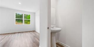 602 Jervis Way Gallery 7
