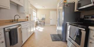 Pet Friendly Three Bedroom with Bonus! Gallery 9