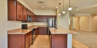 Amazing home 4 bed 2 bath with fireplace! Gallery 1