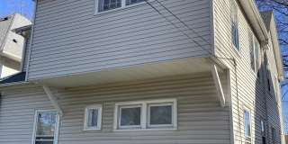 127 University Boulevard - Lower Gallery 14